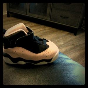 Infant/toddler air Jordan shoes